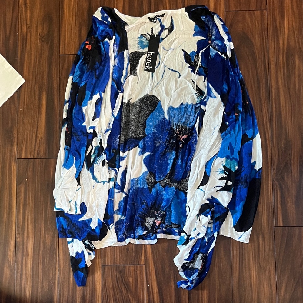 Berek Artistic Blue and Black Top